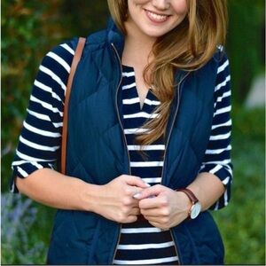 J. CREW Quilted Down Puffer Vest Size XS Navy Dark Blue Preppy Cozy